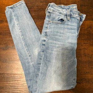 ⭐️⭐️American Eagle super Stretch Skinny Jeans ⭐️⭐️